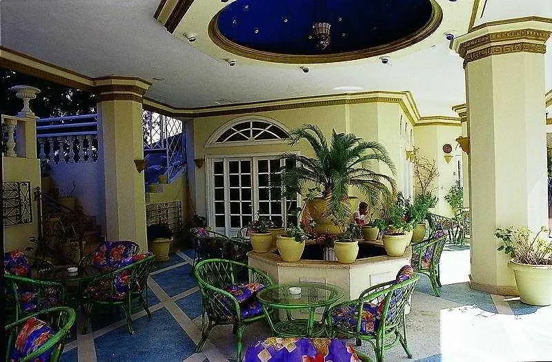 kontakty Serenad Hotel